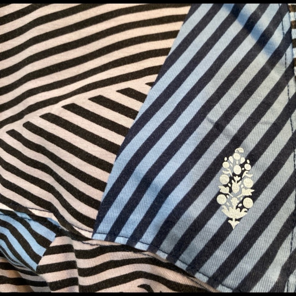 NWT FREE PEOPLE Movement Printed Hot Shot Onesie in Black Stripe Combo - Picture 3 of 5